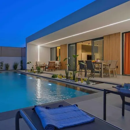 빌라 The Bliss House 페티예