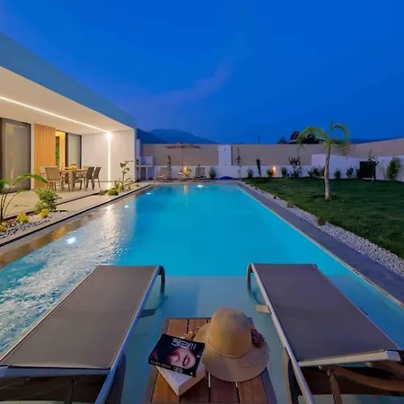 빌라 The Bliss House 페티예